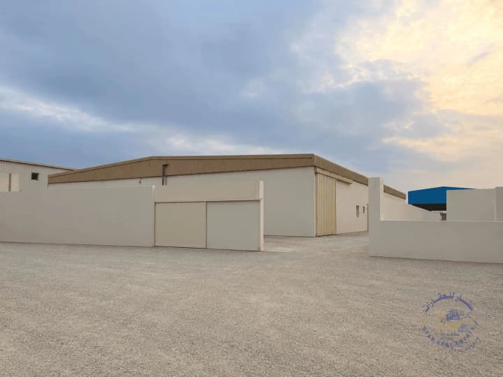 For sale - 6 warehouses – in Al Hail Industrial Area, Fujairah